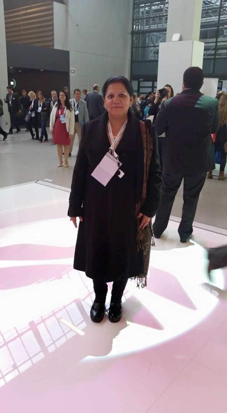 Dr. Nadeem Zehra attending a professional conference